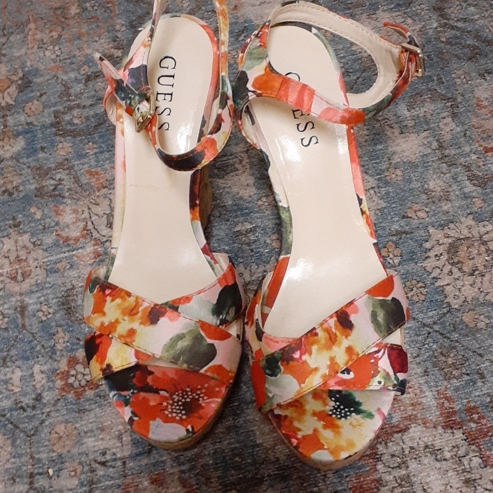 Guess wedges - Picture 4 of 8